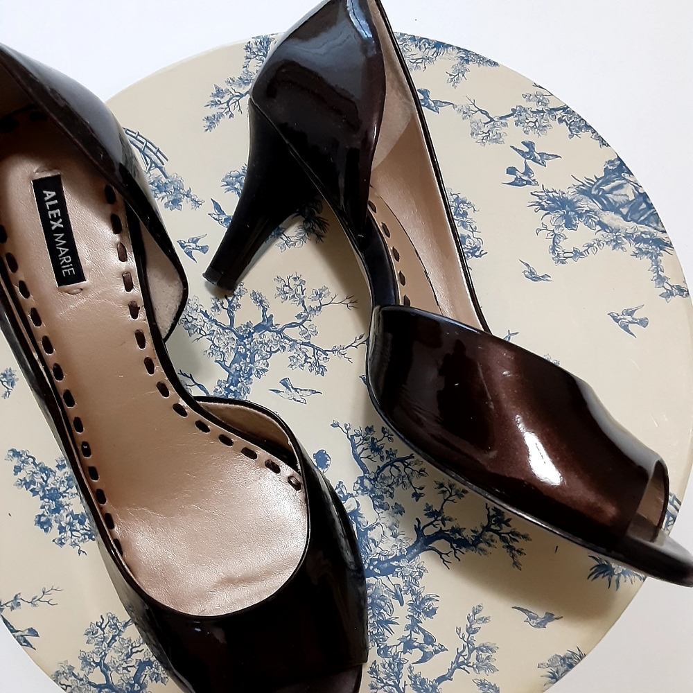 ALEX MARIE Brown Patent Open Toe Heels 7 1/2 M